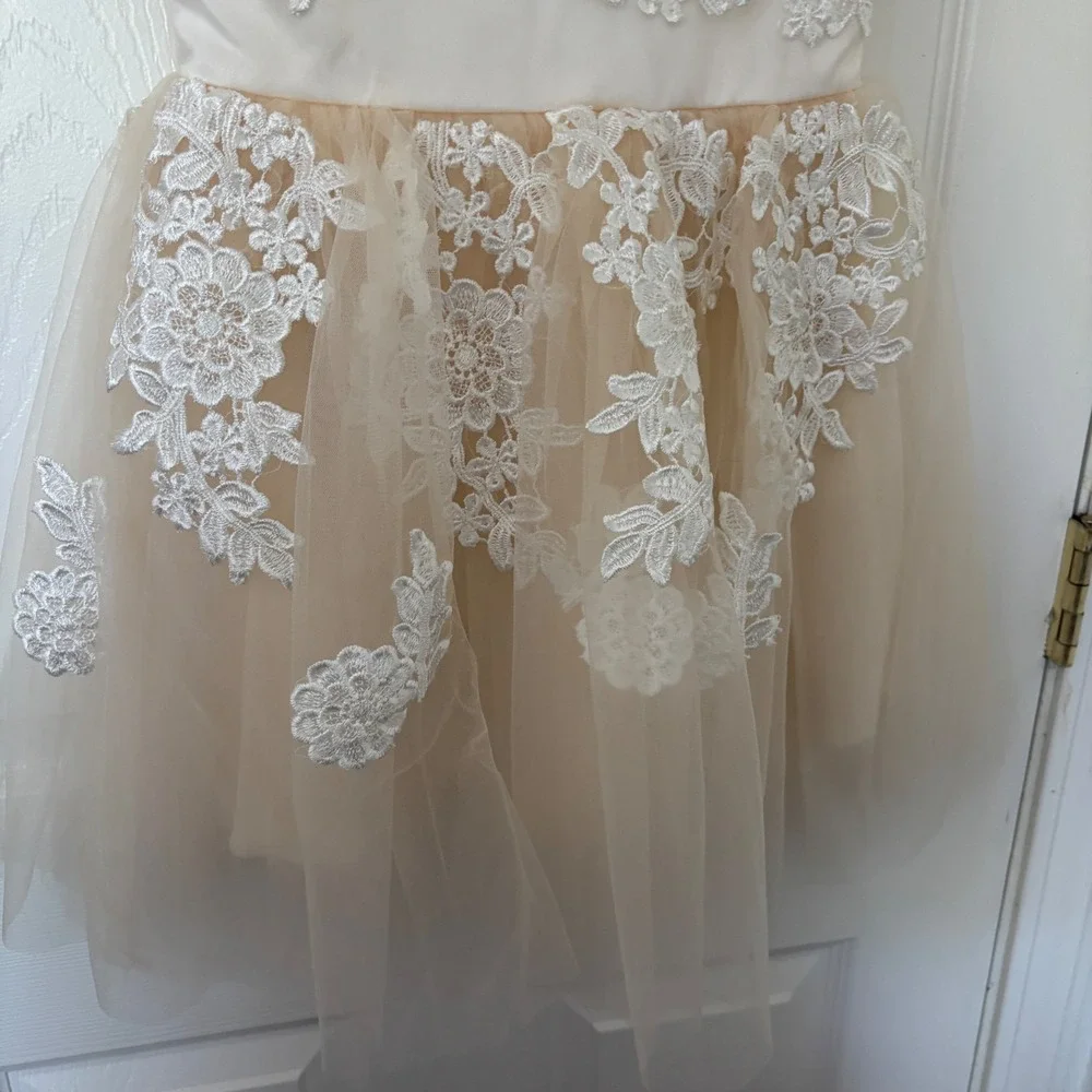 Girls‎ Floral Lace Tulle Flower Girl Dress Champagne Peach Sleeveless Party Gown